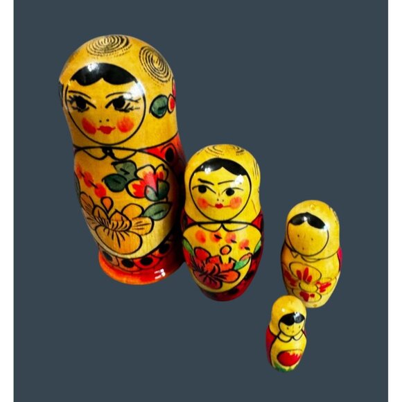 Russian Matryoshka Nesting Dolls Yellow Hand Painted Floral Wood 4 PCS 4 Inch - Picture 1 of 4